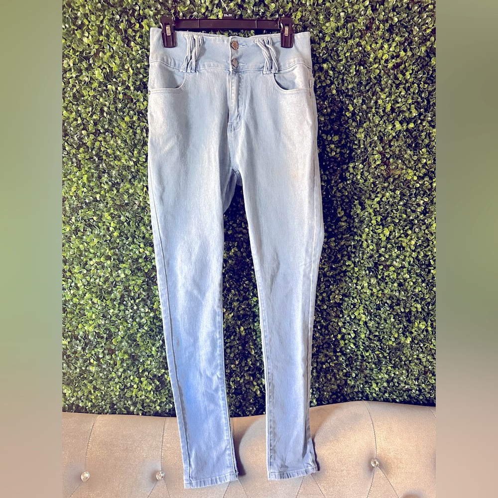 All Americana light wash slim fit denim jeans